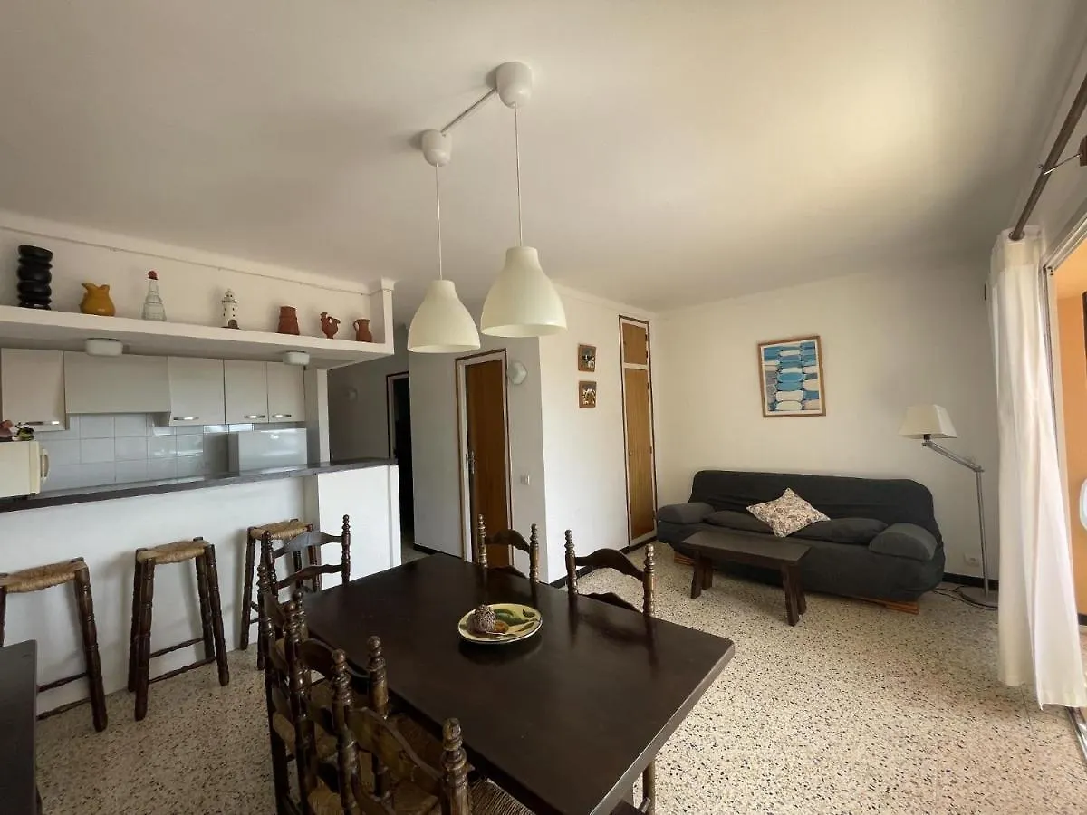 Tamariu Budget Apartment Spain