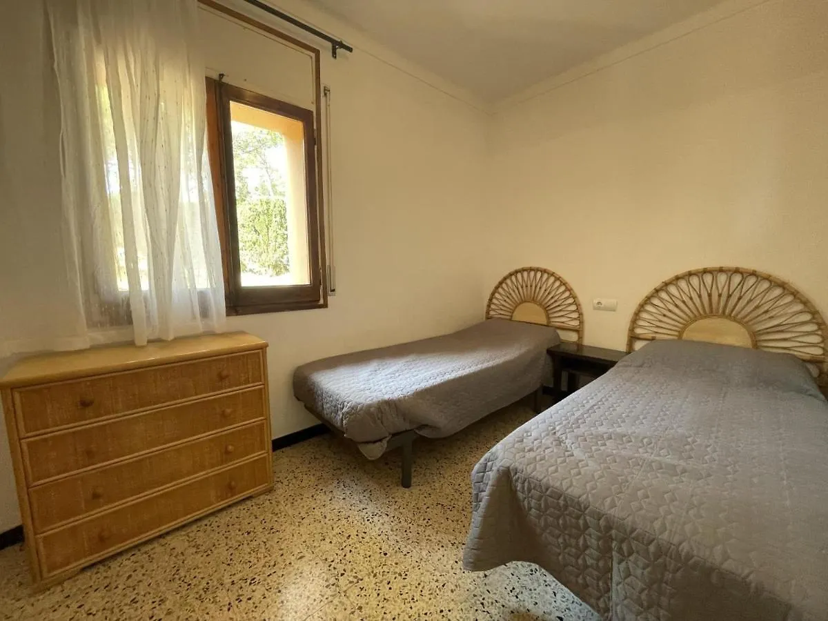 Tamariu Budget Apartment